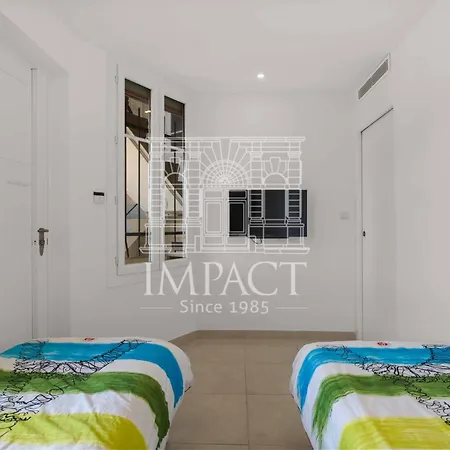 Ref 2019 - For Rent Center Cannes