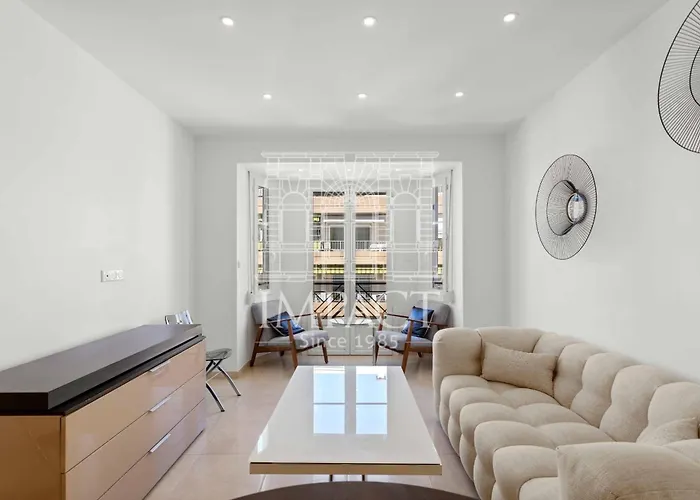 Ref 2019 - For Rent Center * Cannes