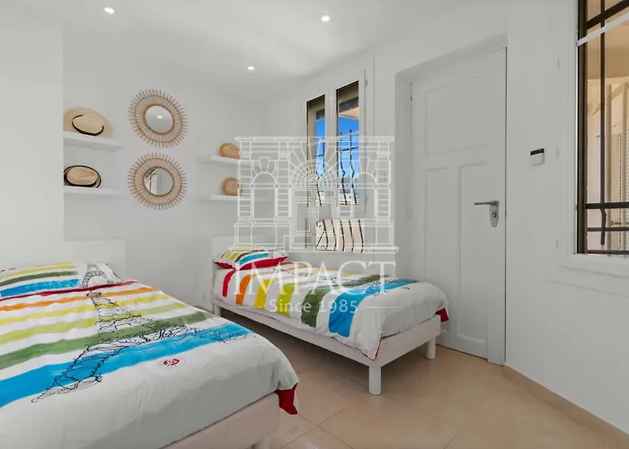 Ref 2019 - For Rent Center